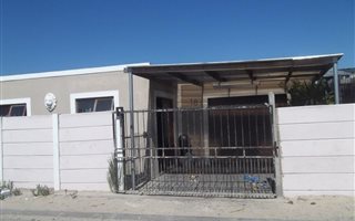 2 Bedroom House in Blackheath
