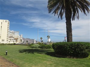 2 Bed Apartment in Strand North