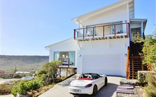 3 Bedroom House in Cola Beach
