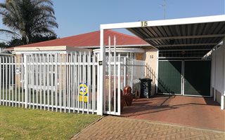 3 Bedroom House in Cason