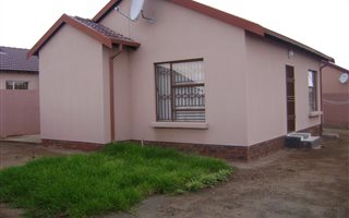 2 Bedroom House in Southern Gateway