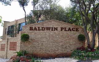 3 Bedroom Apartment in Schoemansville