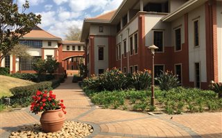 140 m² Commercial space in Bryanston