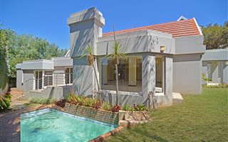 3 Bedroom House in Dainfern Golf Estate