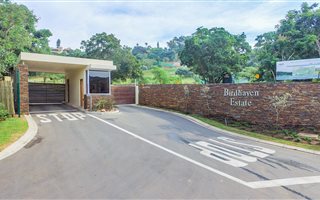 920 m² Land available in Sheffield Beach