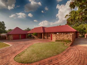 3 Bed House in Kelvin