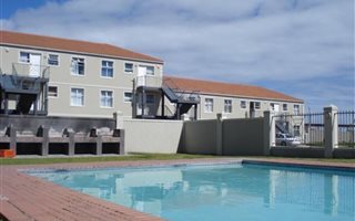 2 Bedroom Apartment in Strand Central