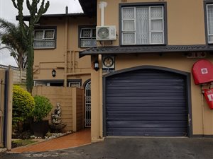 3 Bedroom Townhouse in Red Hill
