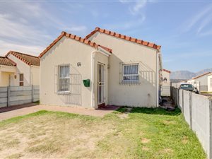 3 Bed House in Broadlands