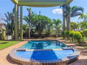 6 Bedroom House in Mt Edgecombe