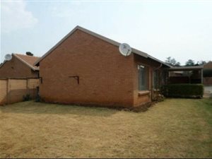 2 Bed Townhouse in The Willows