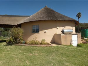 1 Bed Garden Cottage in Randfontein