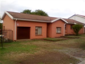 3 Bed House in Amatola View