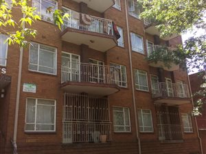 2 Bed Townhouse in Benoni AH