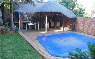 2 Bedroom Duet in Moreleta Park