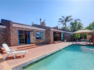 4 Bedroom House in Denver Park