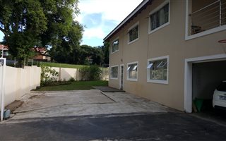 3 Bedroom Garden Cottage in Athlone Park