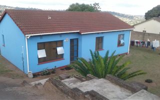 3 Bedroom House in Kwandengezi