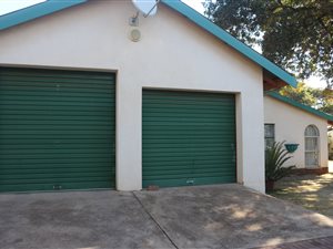 3 Bed House in Tileba