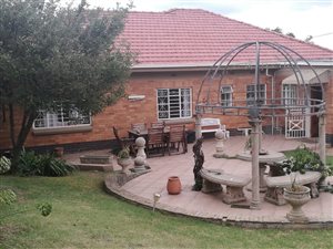 3 Bed House in Linmeyer