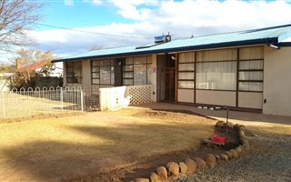 4 Bedroom House in Bergsig