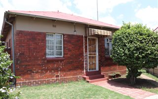 3 Bedroom House in Coronationville