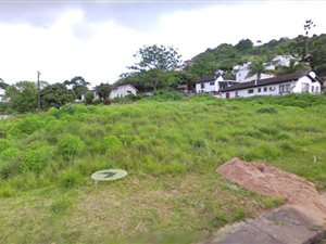 975 m² Land available in Chatsworth Central