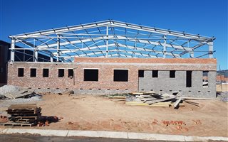 706 m² Commercial space in Fairview