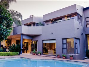 4 Bed House in Dowerglen