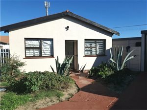 3 Bed House in Macassar