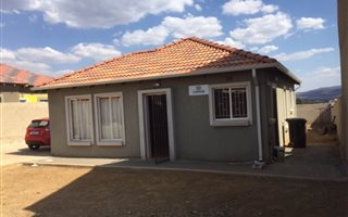 3 Bedroom House in Alveda