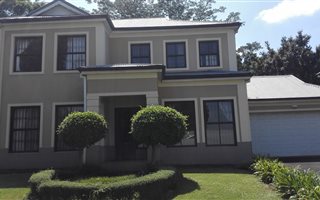 3 Bedroom Townhouse in Oak Park