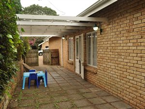 2 Bed Garden Cottage in Kloof