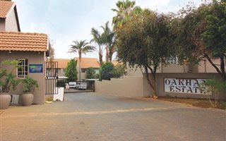 2 Bedroom Apartment in Radiokop