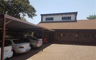 173 m² Commercial space in Randpark Ridge