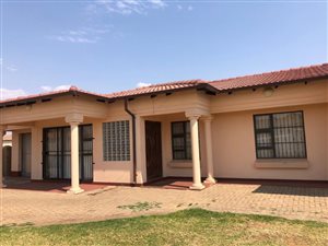 3 Bed House in Cultura Park
