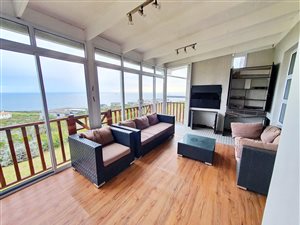 4 Bed House in Pinnacle Point Golf Estate