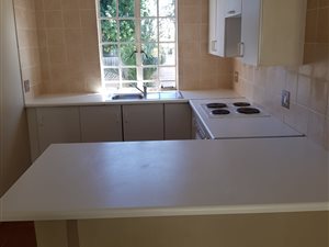 1 Bed Garden Cottage in Wendywood