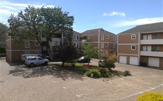 1 Bedroom Apartment in Durbanville Central
