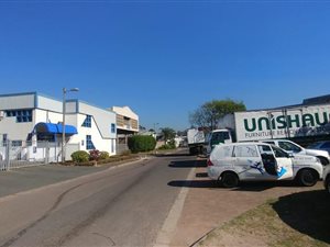 1700 m² Industrial space in Springfield