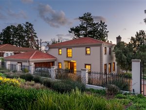 4 Bed House in Bel Aire