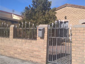 3 Bed House in Blue Downs