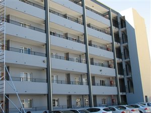2 Bed Apartment in Menlyn