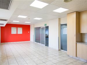 602 m² Office Space in Johannesburg Central
