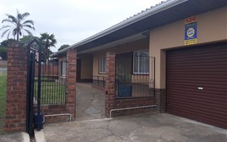 3 Bedroom House in Woodlands