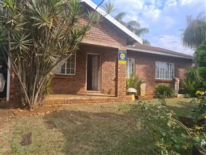3 Bed Simplex in Lincoln Meade