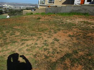 795 m² Land available in Menkenkop