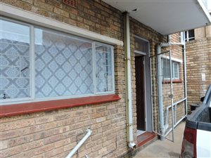 1 Bedroom Flat in Springs Central