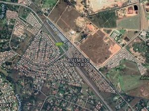 5 ha Land available in Ruimsig