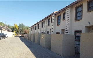 2 Bedroom Duplex in Gezina